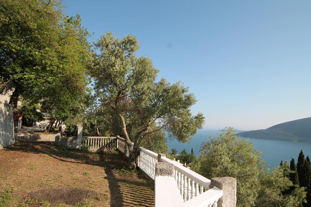 Apartment Bayer Herceg Novi Exterior foto